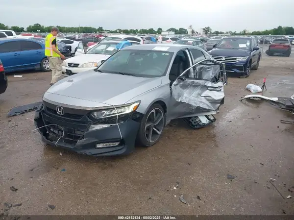 1HGCV1F32LA072856 2020 HONDA ACCORD - Image 2