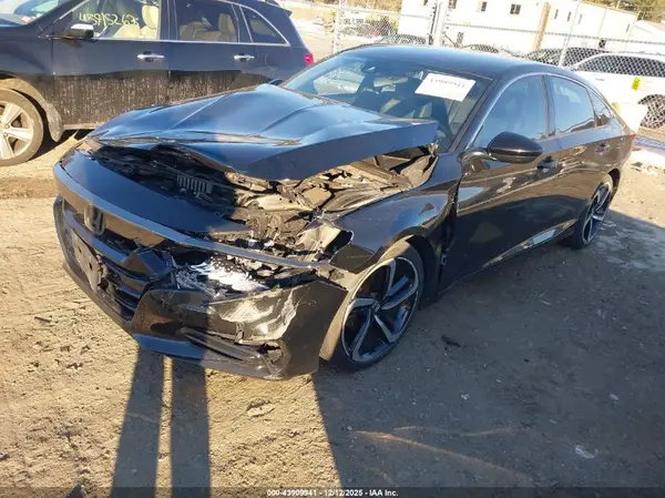 1HGCV1F32LA137589 2020 HONDA ACCORD - Image 2
