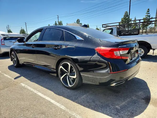 1HGCV1F32LA139987 2020 HONDA ACCORD - Image 2