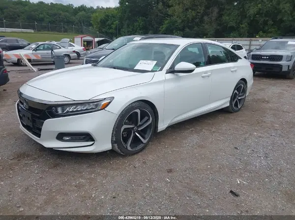 1HGCV1F32LA142744 2020 HONDA ACCORD - Image 2