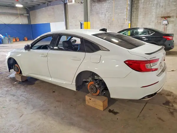 1HGCV1F32MA095961 2021 HONDA ACCORD - Image 2