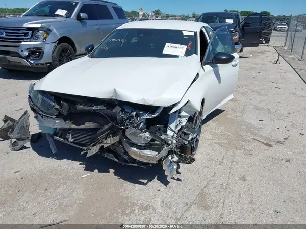 1HGCV1F32MA097936 2021 HONDA ACCORD - Image 2