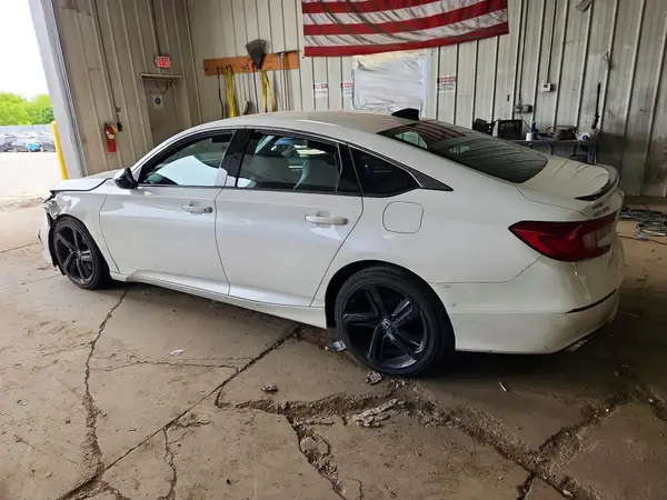 1HGCV1F32MA124441 2021 HONDA ACCORD - Image 2