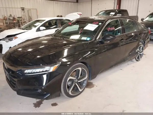 1HGCV1F32NA015446 2022 HONDA ACCORD - Image 2