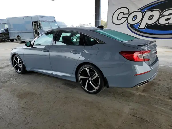 1HGCV1F32NA020257 2022 HONDA ACCORD - Image 2