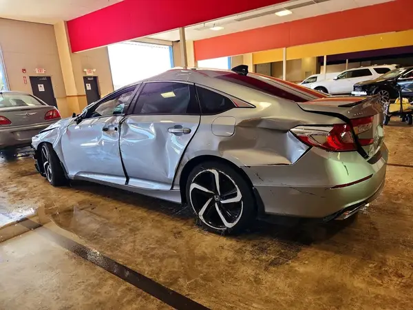 1HGCV1F32NA032876 2022 HONDA ACCORD - Image 2