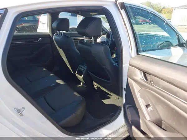 1HGCV1F32NA075582 2022 HONDA ACCORD - Image 8