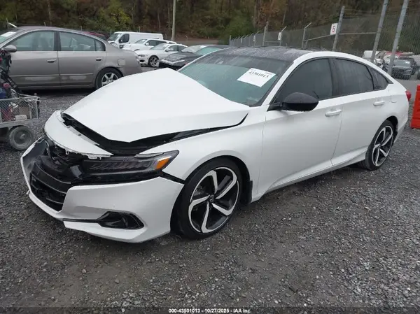 1HGCV1F32NA095525 2022 HONDA ACCORD - Image 2