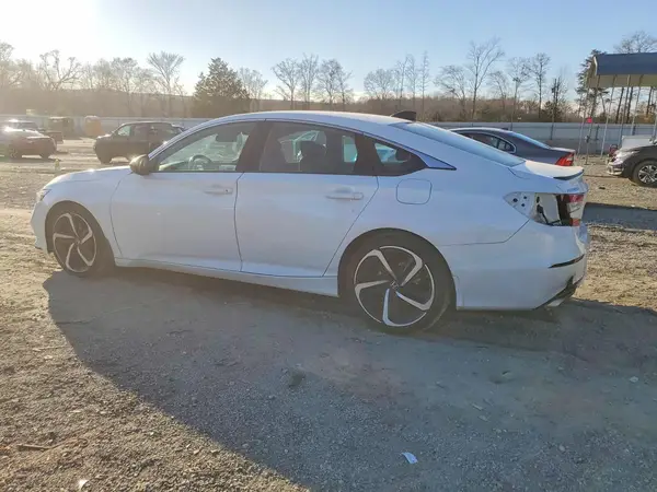 1HGCV1F32NA099364 2022 HONDA ACCORD - Image 2