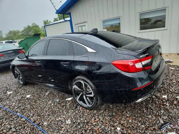 1HGCV1F32NA110203 2022 HONDA ACCORD - Image 2