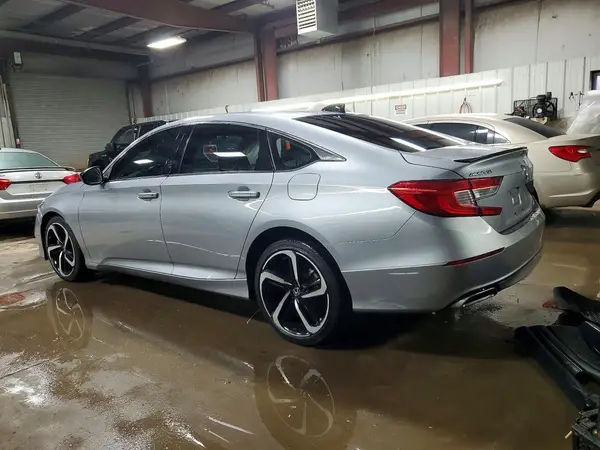 1HGCV1F32NA110282 2022 HONDA ACCORD - Image 2