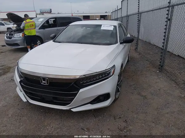 1HGCV1F32NA116535 2022 HONDA ACCORD - Image 2