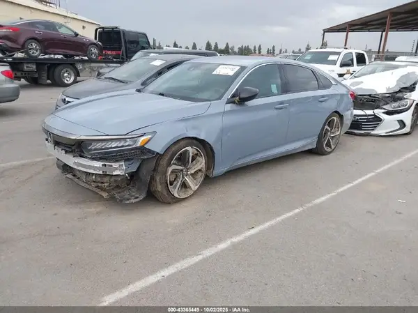 1HGCV1F32NA116857 2022 HONDA ACCORD - Image 2