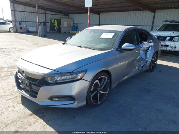 1HGCV1F33JA005292 2018 HONDA ACCORD - Image 2