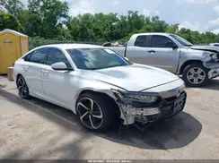 1HGCV1F33JA007687 2018 HONDA ACCORD