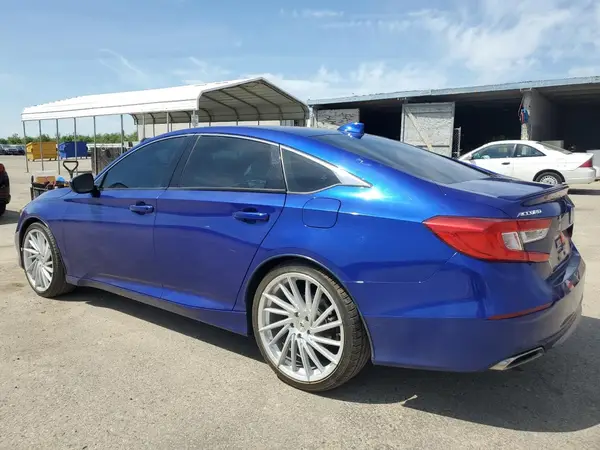 1HGCV1F33JA008130 2018 HONDA ACCORD - Image 2
