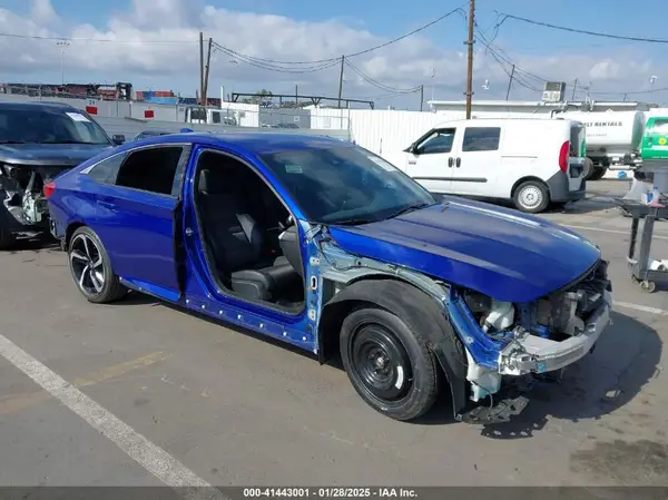 1HGCV1F33JA009889 2018 HONDA ACCORD - Image 1