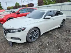 1HGCV1F33JA022108 2018 HONDA ACCORD