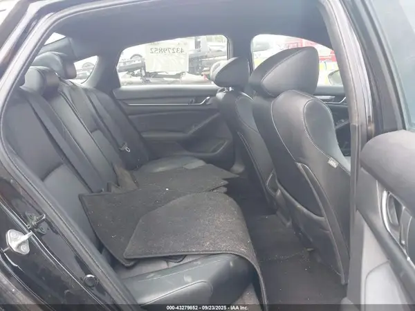 1HGCV1F33JA024568 2018 HONDA ACCORD - Image 8