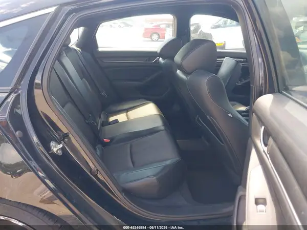 1HGCV1F33JA025669 2018 HONDA ACCORD - Image 8
