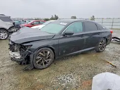 1HGCV1F33JA030614 2018 HONDA ACCORD