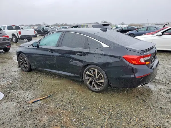 1HGCV1F33JA030614 2018 HONDA ACCORD - Image 2