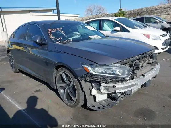 1HGCV1F33JA051673 2018 HONDA ACCORD - Image 1