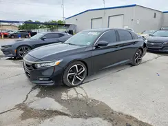 1HGCV1F33JA053665 2018 HONDA ACCORD
