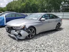 1HGCV1F33JA055268 2018 HONDA ACCORD