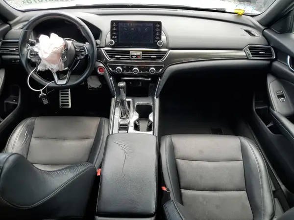 1HGCV1F33JA055268 2018 HONDA ACCORD - Image 8