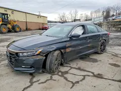 1HGCV1F33JA058073 2018 HONDA ACCORD
