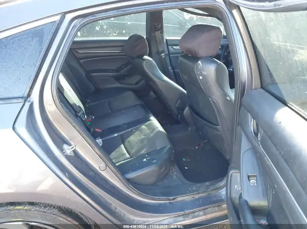 1HGCV1F33JA060132 2018 HONDA ACCORD - Image 8