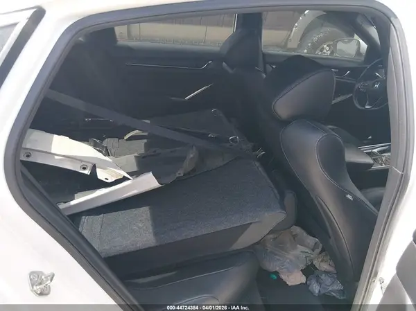 1HGCV1F33JA070725 2018 HONDA ACCORD - Image 8