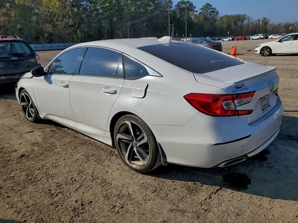 1HGCV1F33JA075536 2018 HONDA ACCORD - Image 2