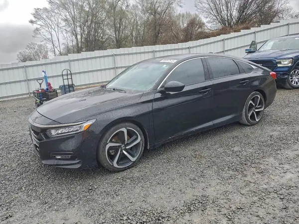 1HGCV1F33JA092093 2018 HONDA ACCORD - Image 1