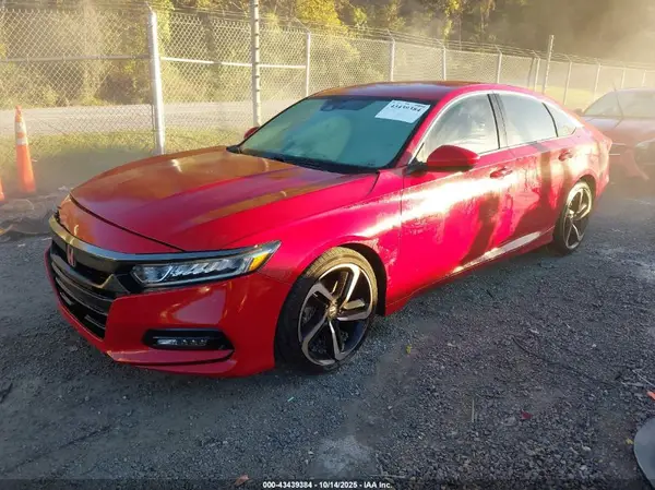 1HGCV1F33JA096810 2018 HONDA ACCORD - Image 2