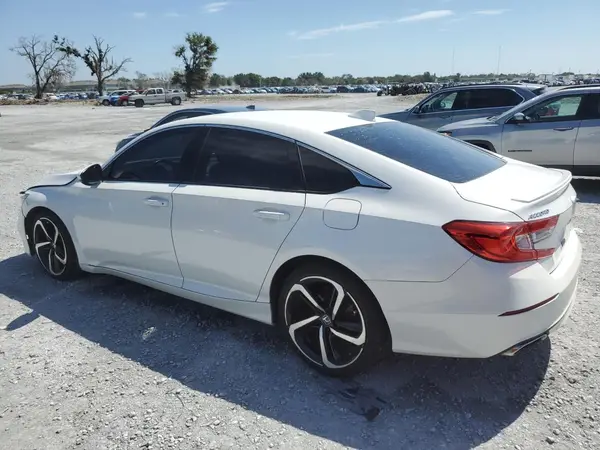 1HGCV1F33JA097391 2018 HONDA ACCORD - Image 2