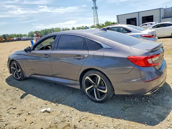 1HGCV1F33JA097648 2018 HONDA ACCORD - Image 2
