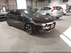 1HGCV1F33JA098931 2018 HONDA ACCORD