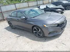 1HGCV1F33JA103092 2018 HONDA ACCORD