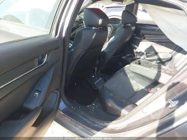 1HGCV1F33JA105330 2018 HONDA ACCORD - Image 8