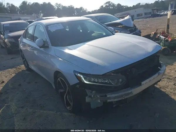 1HGCV1F33JA110897 2018 HONDA ACCORD - Image 1