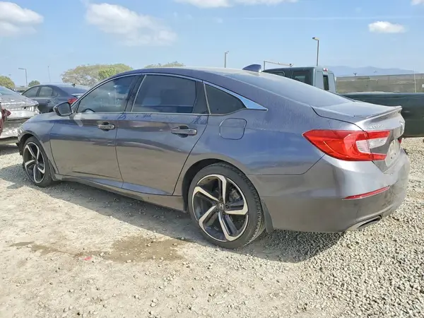 1HGCV1F33JA112682 2018 HONDA ACCORD - Image 2