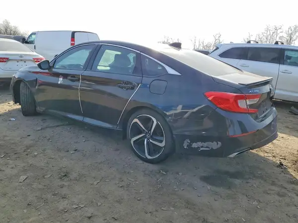 1HGCV1F33JA117722 2018 HONDA ACCORD - Image 2