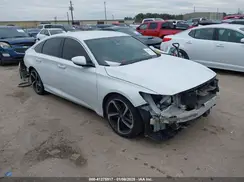 1HGCV1F33JA121706 2018 HONDA ACCORD