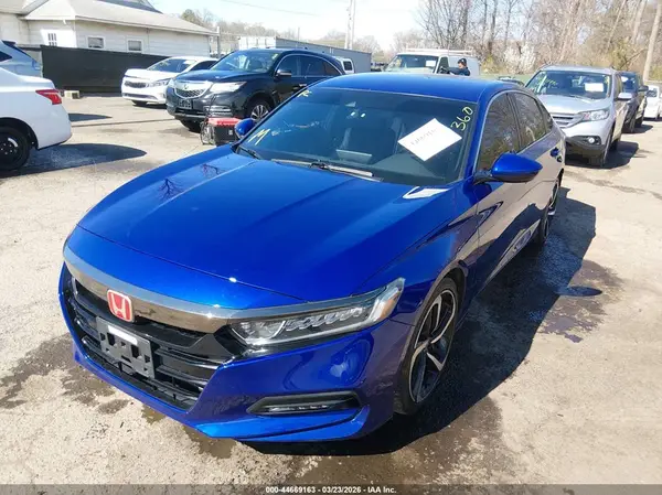 1HGCV1F33JA123987 2018 HONDA ACCORD - Image 2