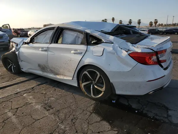 1HGCV1F33JA124489 2018 HONDA ACCORD - Image 2