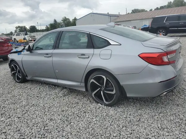 1HGCV1F33JA125724 2018 HONDA ACCORD - Image 2