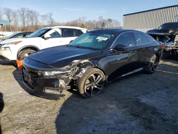 1HGCV1F33JA126159 2018 HONDA ACCORD - Image 1