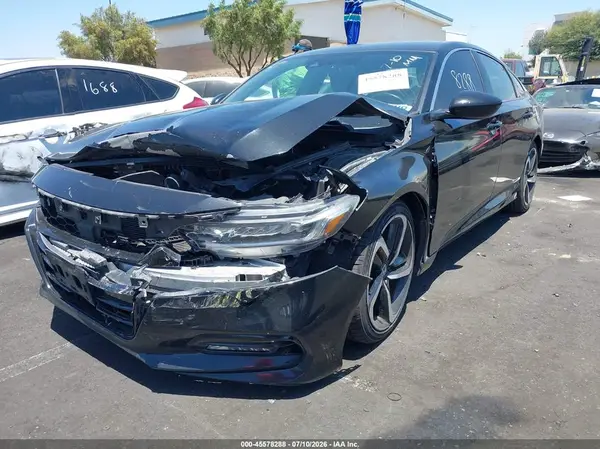 1HGCV1F33JA130468 2018 HONDA ACCORD - Image 2